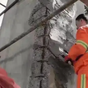 盐田梁板柱楼梯空洞蜂窝剥落露筋等表面破损修补用高强聚合物修补砂浆